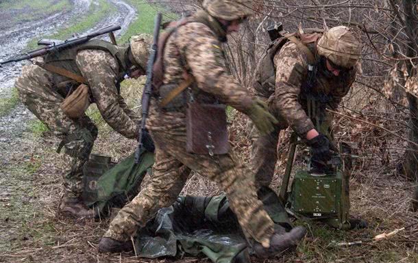 В районе ООС за минувшие сутки противник выпустил 26 мин