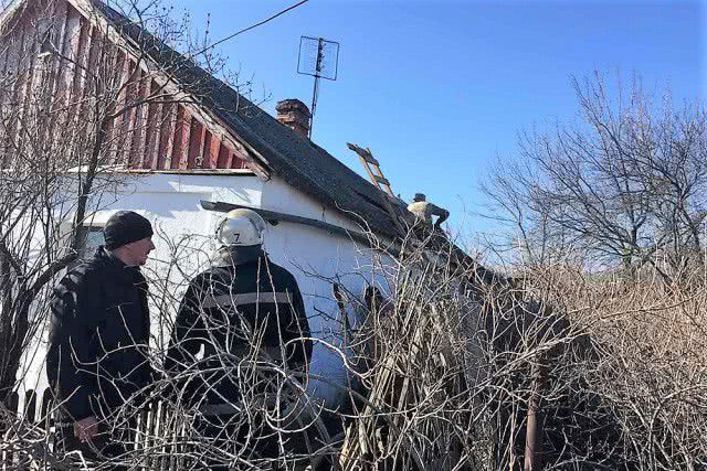 На Николаевщине из-за нарушения пожарных правил при эксплуатации печи горел жилой