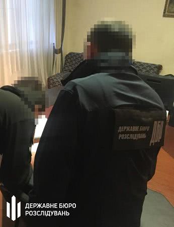 Следователи ГБР территориального управления, расположенного в Николаеве, раскрыли мошенничество с незаконным получением квартиры должностного лица