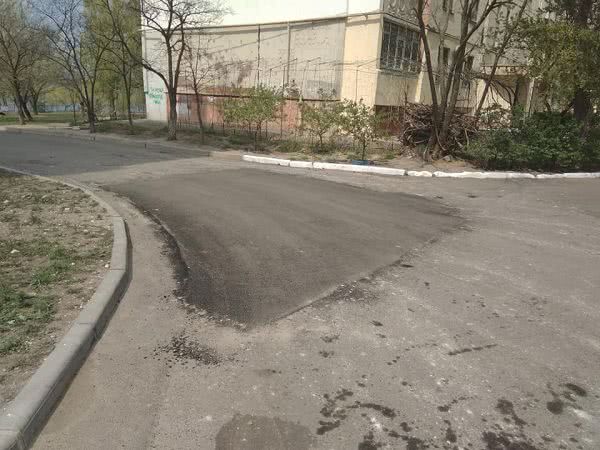 В микрорайоне Николаева отремонтировали дороги во дворах многоэтажек