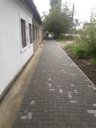 В Николаеве ремонтируют тротуары в частном секторе