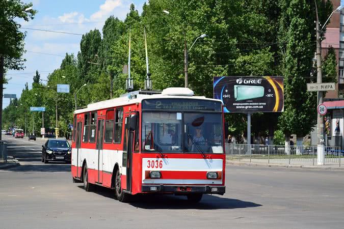 В Николаеве незаконно уволенный водитель троллейбуса выиграл суд