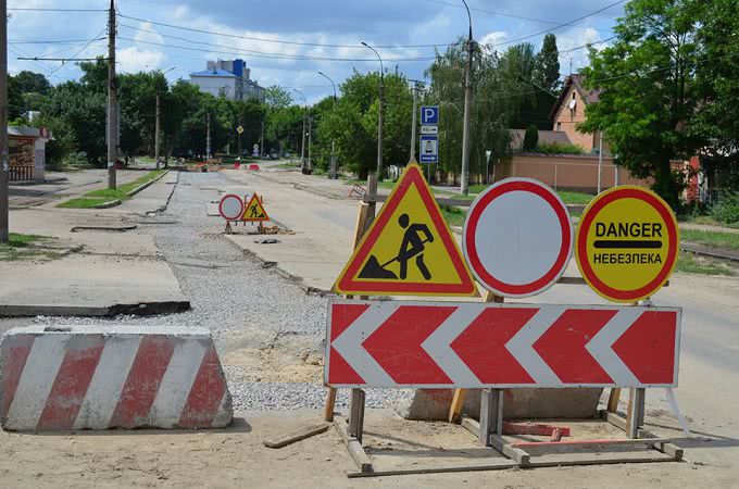 В Николаеве завершаются работы по прокладке коллектора: скоро откроют проезд по разрытым улицам города
