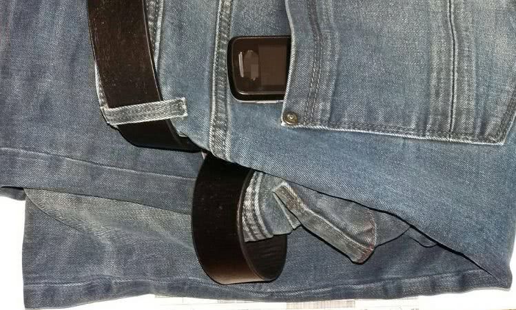 В николаевский СИЗО пытались пронести «мобильник» в джинсах