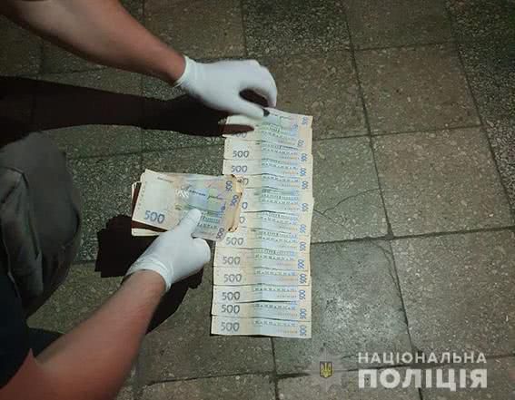 На Николаевщине полицейский  попался на взятке в 21 тысячу гривен