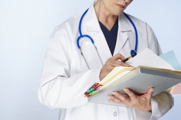 Сколько николаевцев заключили декларации с врачами