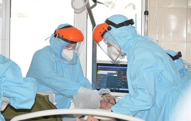 В горбольнице № 1 Николаева более пятнадцати человек находятся в реанимации с коронавирусом — видео