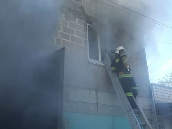 У Миколаєві в автокооперативі сталася пожежа