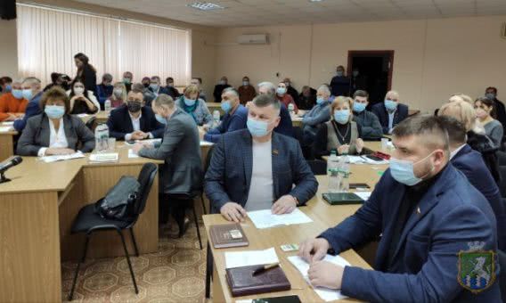 Мэр Южноукраинска ветировал назначение секретаря горсовета: фракции не сдержали слово