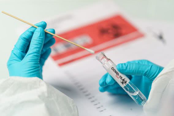 Новый штамм коронавируса уже в Украине: врач-инфекционист сделал заявление