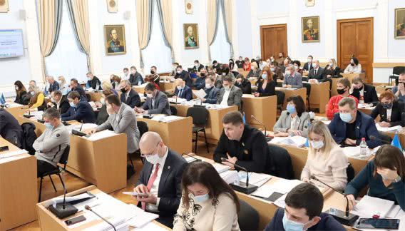 Николаевский горсовет проголосовал бюджет-2021, который депутаты бегло пролистали