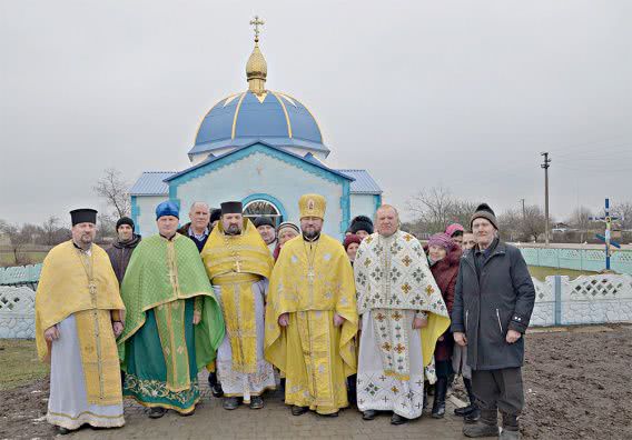 В Трудолюбовке Снигиревского района освятили храм Успения Пресвятой Богородицы