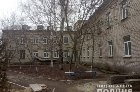 Под прикрытием главврача украли миллион: больницу на Николаевщине ремонтировали по завышенным ценам