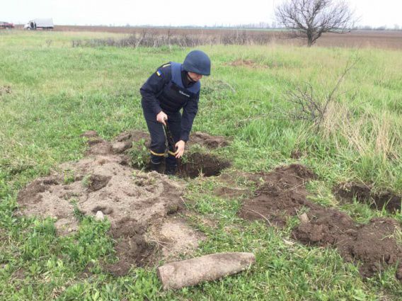 В Николаевской области подорвали боеприпас для гаубицы