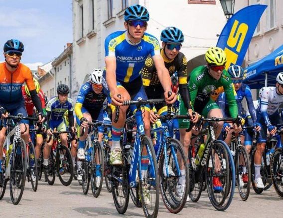 Николаевские юниоры-шоссейники выиграли командный чемпионат Украины по велоспорту