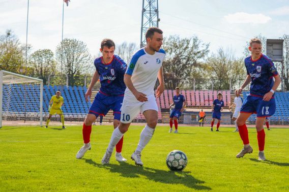«Днепр» забил МФК «Николаев-2» пенальти и победил