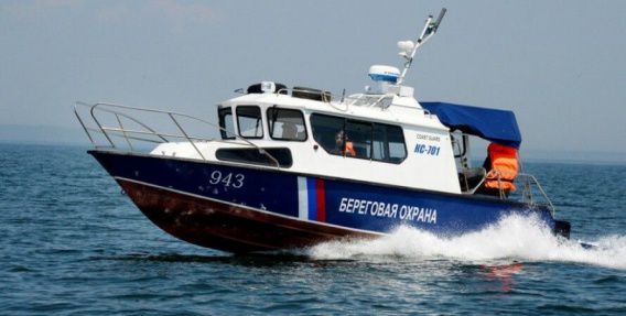 Береговая охрана РФ задержала в Черном море фелюгу из Очакова: судьба двух рыбаков неизвестна