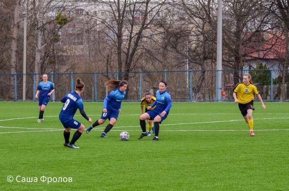 Футболистки николаевской «Ники» с рекордным счетом сокрушили «Буковинскую надежду»