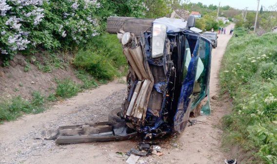 На Николаевщине мужчина разбил знакомому Subaru Forester