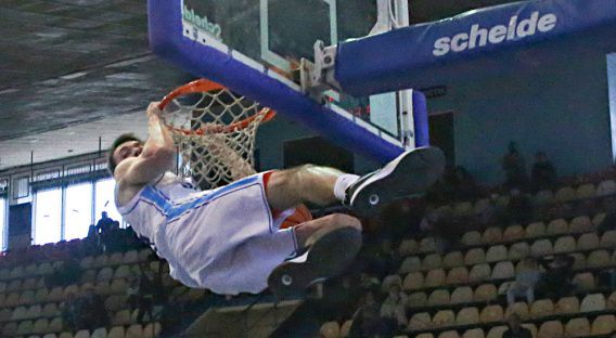 МБК «Николаев» и «Киев-баскет» провели последний матч регулярного чемпионата Украины в суперлиге. Фото