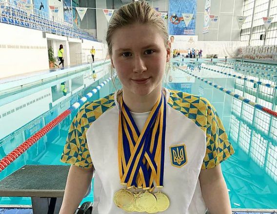 Пловчиха николаевского «Инваспорта» Анна Гонтарь побила два рекорда Украины