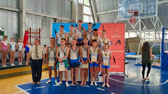 Николаевские прыгуны на акробатической дорожке выиграли чемпионат Украины