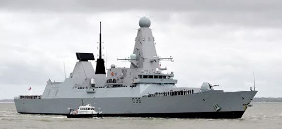 Россия открыла предупредительный огонь по британскому эсминцу в Черном море