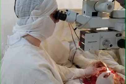 Николаевские хирурги за 9 часов пришили мужчине отрезанную руку