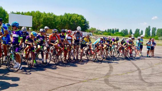 Велогонщики разыграли награды юношеского чемпионата Николаевской области на шоссе