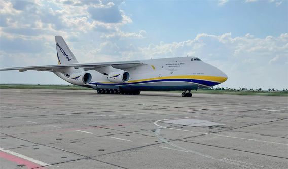 Ан-124 "Руслан" прилетал в Николаев, чтобы забрать технику с учений Sea Breeze 2021