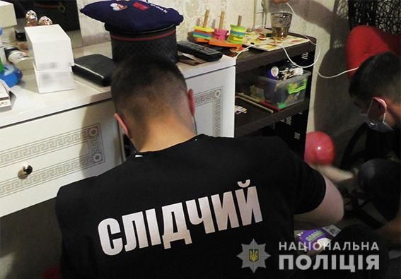 Киберпреступники из Николаева даже под следствием продолжали обманывать на интернет-покупках