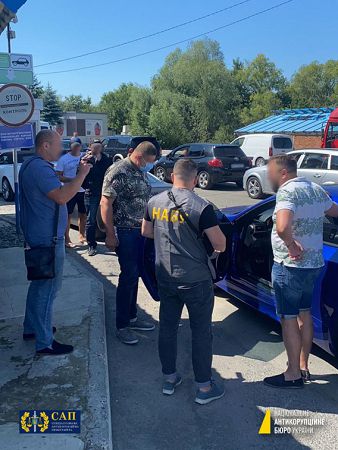 Появились фото задержания Николаевского вице-мэра на границе