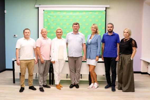 Миколаївські депутати від партії "Слуга Народу" вітають співвітчизників із Днем Незалежності України!