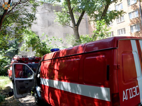 Вчера в Николаеве горело здание на проспекте Мира