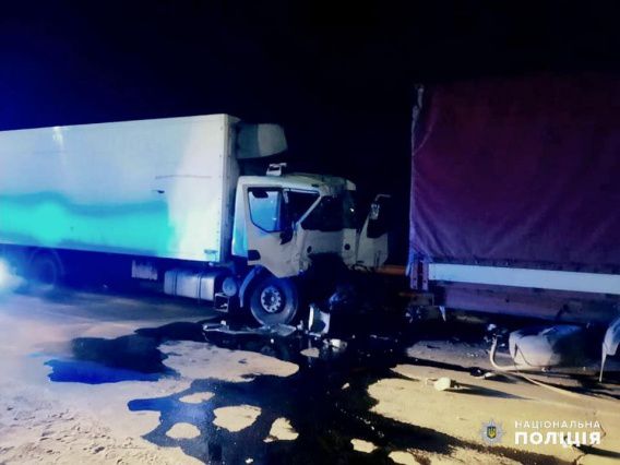 Ночью под Николаевом погиб водитель грузовика