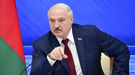 Лукашенко признал Крым российским и собрался посетить Севастополь