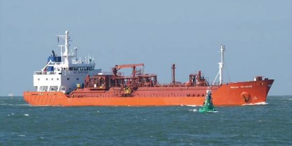 Николаевский порт принял второй в ноябре танкер со сжиженным газом из России