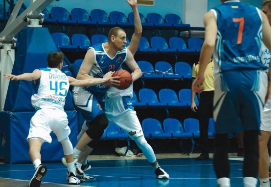 Баскетболисты «МБК-2-Нико» в матче с БК «Мариуполь» не дотянули до овертайма долю секунды