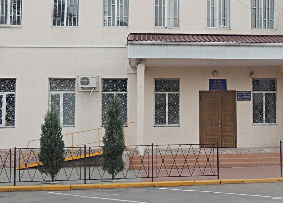 На «102» сообщили, что в здании суда Заводского района заложена взрывчатка