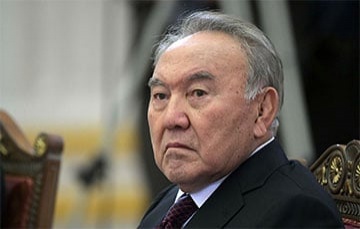 Назарбаев покинул Казахстан, у Токаева заговорили о госизмене