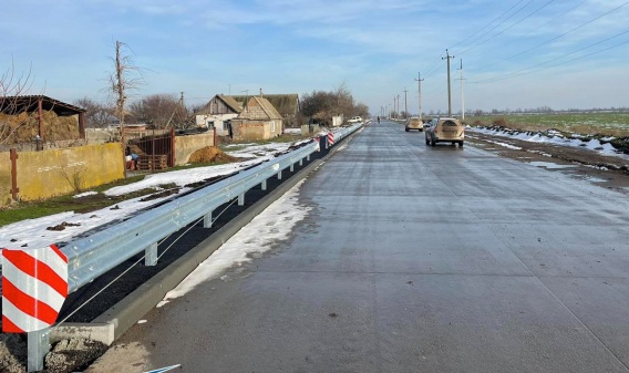 Открыли для легкового транспорта «бетонный» 11-километровый участок на «объездной» дороге возле Николаева