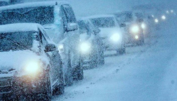 На трассах гололедица и штормовой ветер: николаевских водителей предупредили об ухудшении погоды