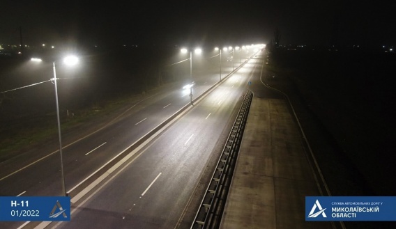 Теперь ярко освещены 5 километров трассы Н-11 от Баштанской развязки до города Николаева (фото)