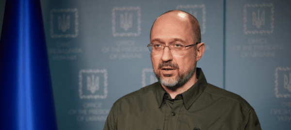 Украина заключила соглашения, которые ускорят восстановление Николаевской и Киевской областей, – Шмыгаль