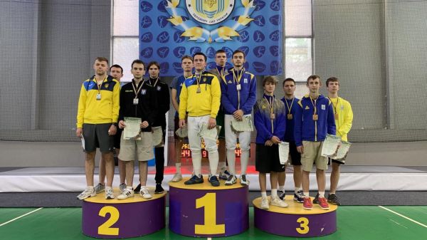 Николаевские саблисты в Киеве забрали почти все золото чемпионата Украины U-23