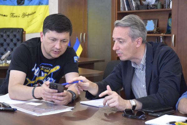 Николаев с рабочим визитом посетил временно поверенный Посольства Франции в Украине Бенжамен Рориг