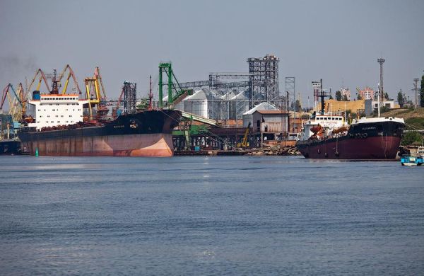 Подходы к украинским портам заминированы, – заявление Великобритании в ООН