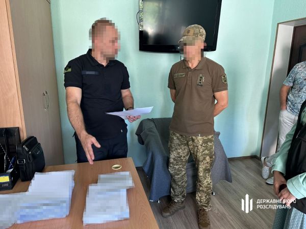 За начисление зарплаты дезертирам ответит командир одной из воинских частей Николаевщины