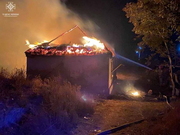 В Николаевской области два пожара после обстрелов, два после поджога, а еще дети сожгли дом