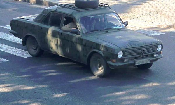 Автомобиль с военными устроил аварию в центре Николаева и уехал с места ДТП
